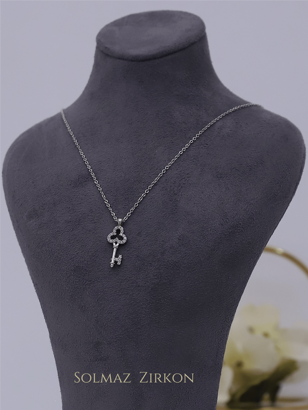 Anahtar Model Solmayan Zirkon Kolye -Gümüş-360-130-R47