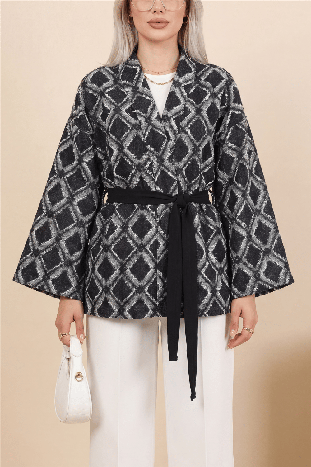 Beli Bağlamalı Kare Desen Saçaklı Kimono -K.Laci-Kimono & Kaftan-307-0021-R62