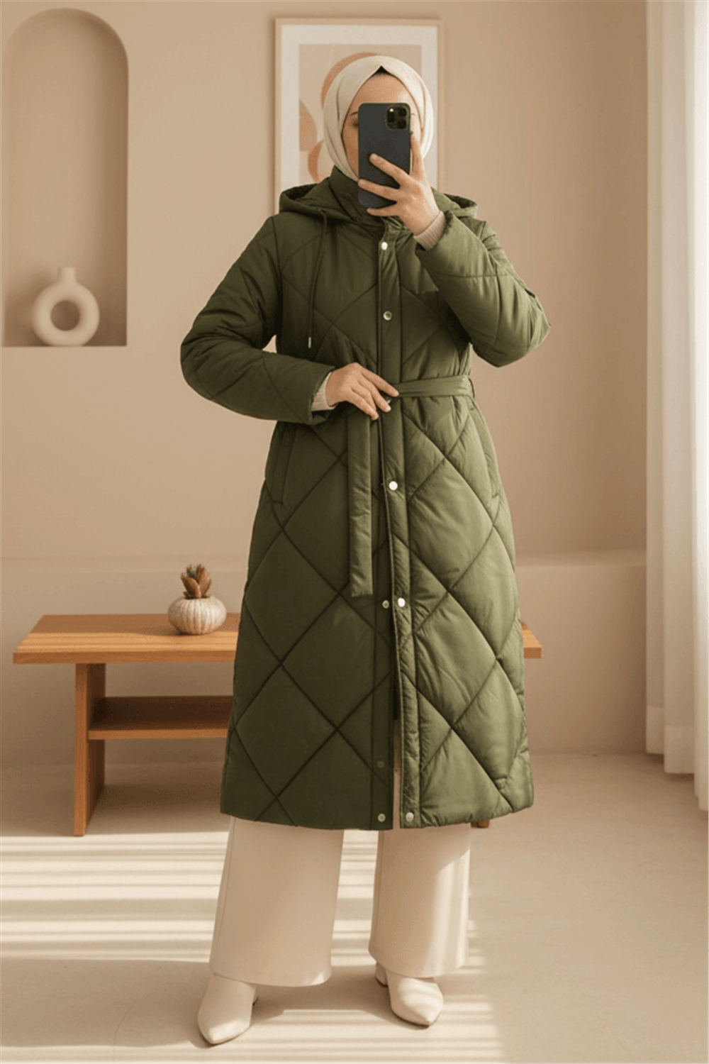 Beli Kemerli Önü Çıtçıtlı Kapşonlu Astarlı Uzun Kapitone Mont -Haki-Mont-414-4959-R05