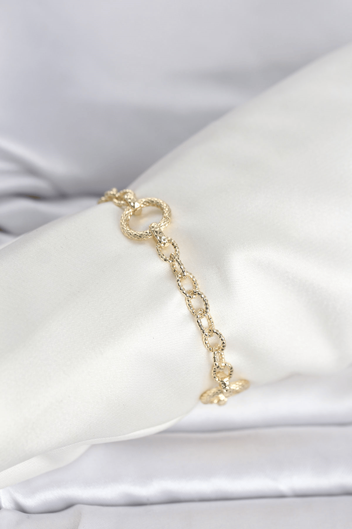 CM 14K Gold Renk Lazerli Halka Model Kadın Bileklik