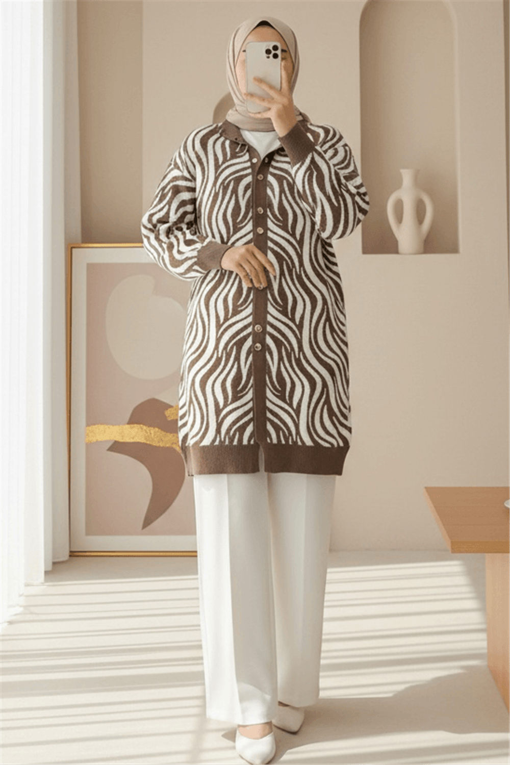 Düğmeli Zebra Desen Sakallı Triko Hırka -Açık Kahve-Hırka-280-3286-R76