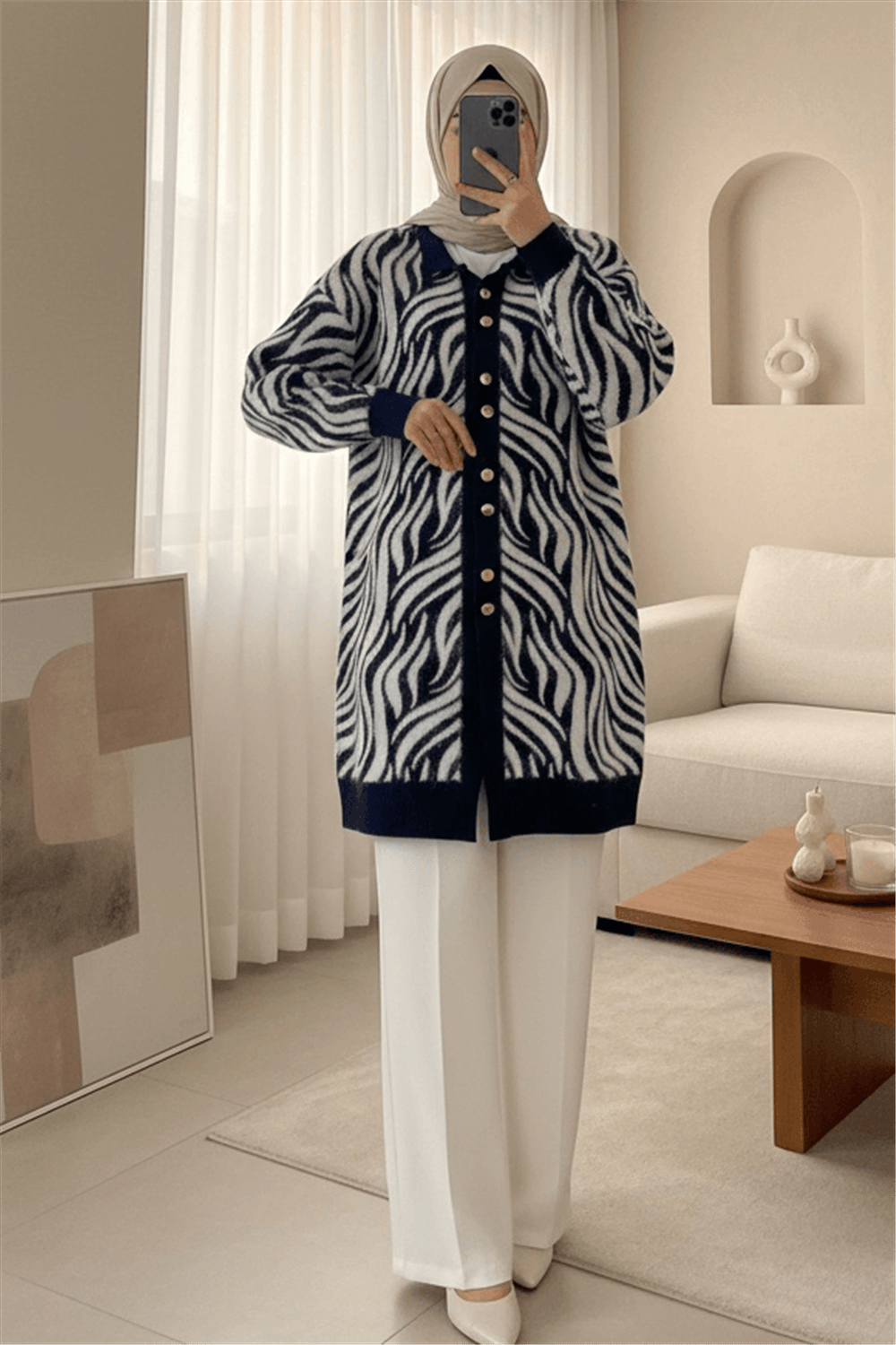 Düğmeli Zebra Desen Sakallı Triko Hırka -Laci-Hırka-280-3286-R03
