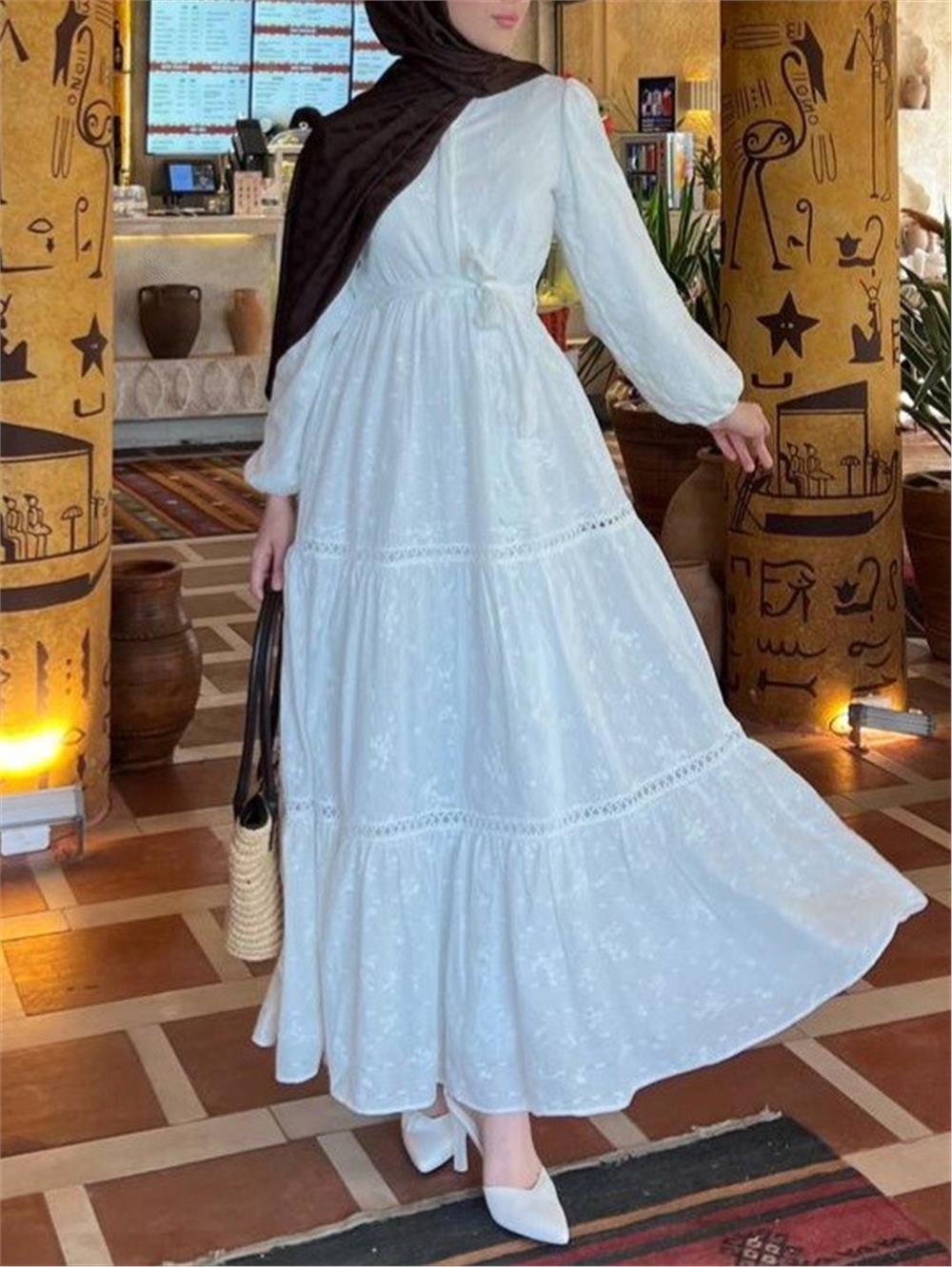 Eteği fırfırlı Dantel Şerit Detaylı Elbise -Beyaz-144-1002-R02