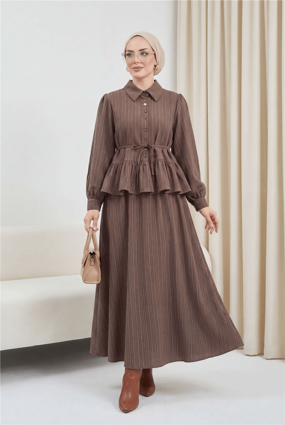 Eteği Fırfırlı Düğmeli Beli Bağcıklı Etekli Takım  -Kahve-Takım-223-3058-R15