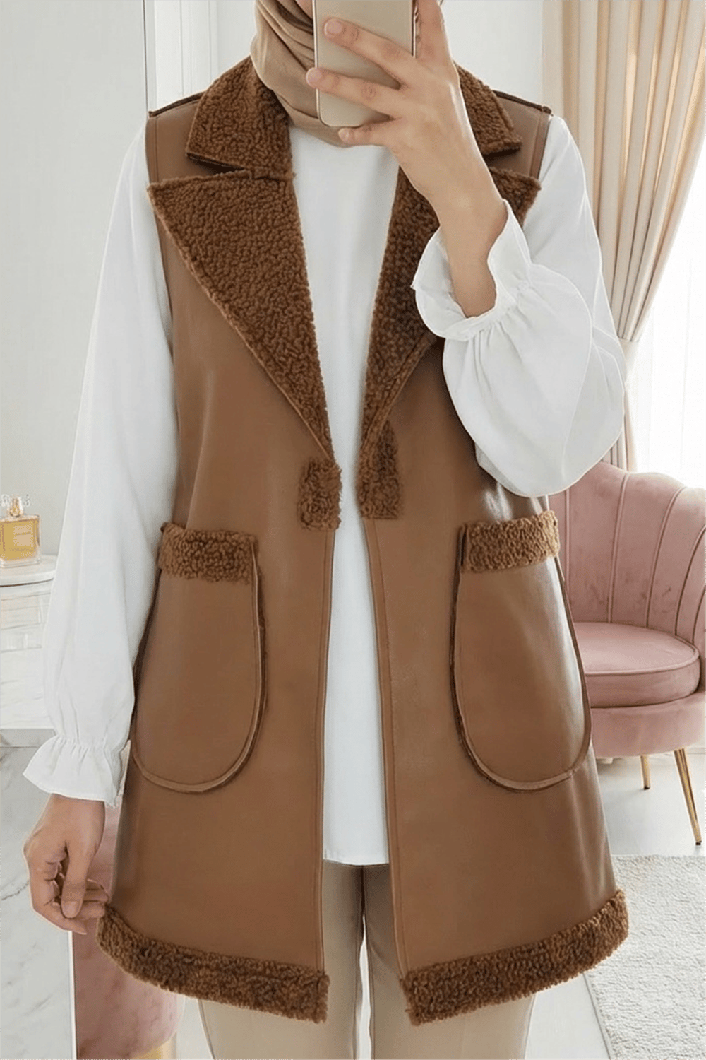 İçi Kuzu Peluş Çift Cepli Yelek   -Taba-Yelek-398-9023-R12