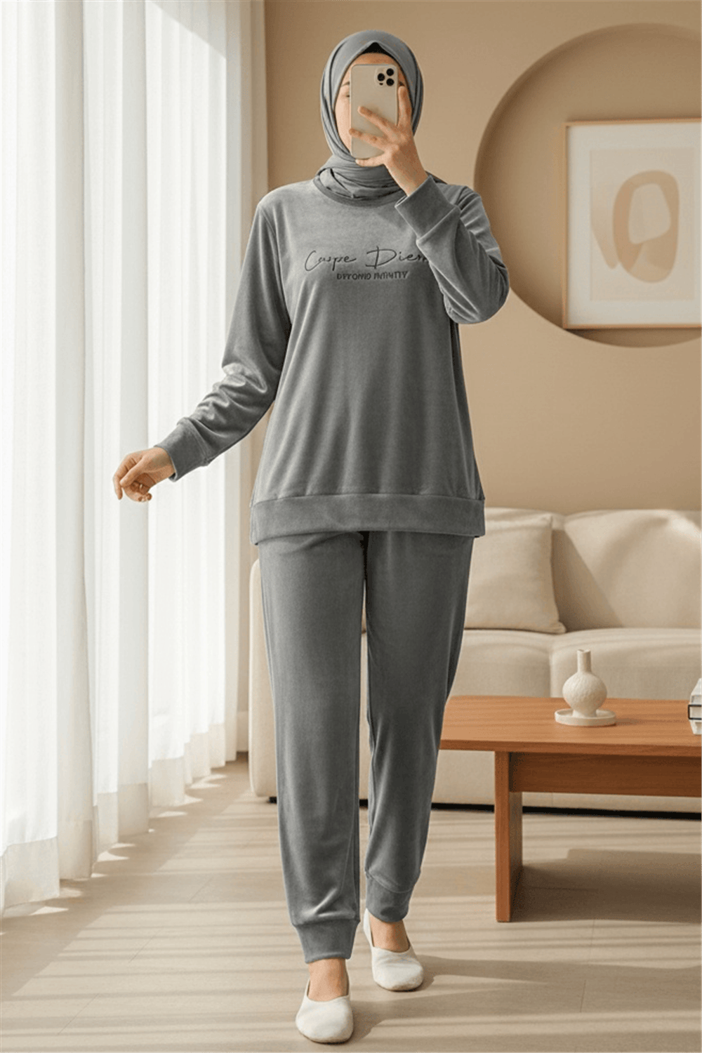 Kabartma Yazılı Fransız Kadife Pijama Takımı -Gri-Pijama-416-59700-R11