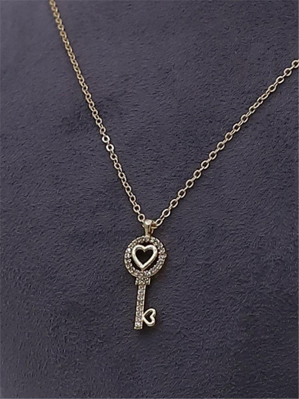 Kalpli Anahtar Model Solmayan Zirkon Kolye -Altın-360-795-R46