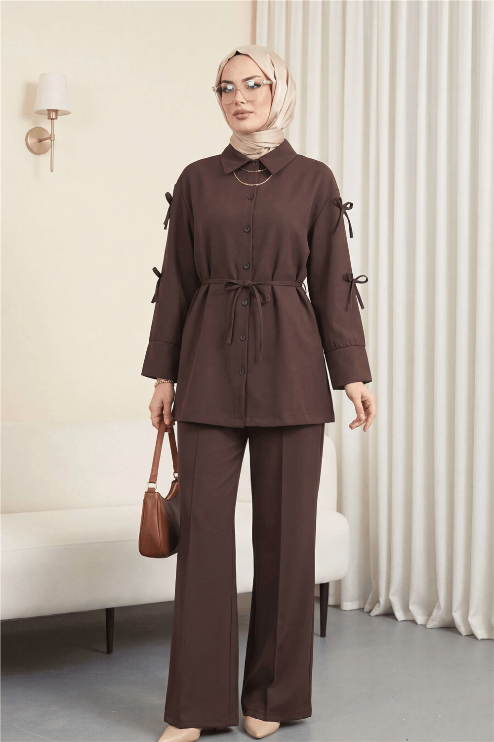 Kolları Fiyonk Detaylı İthal Krep Pantolonlu Takım -K. Kahve-Takım-432-2618-R54