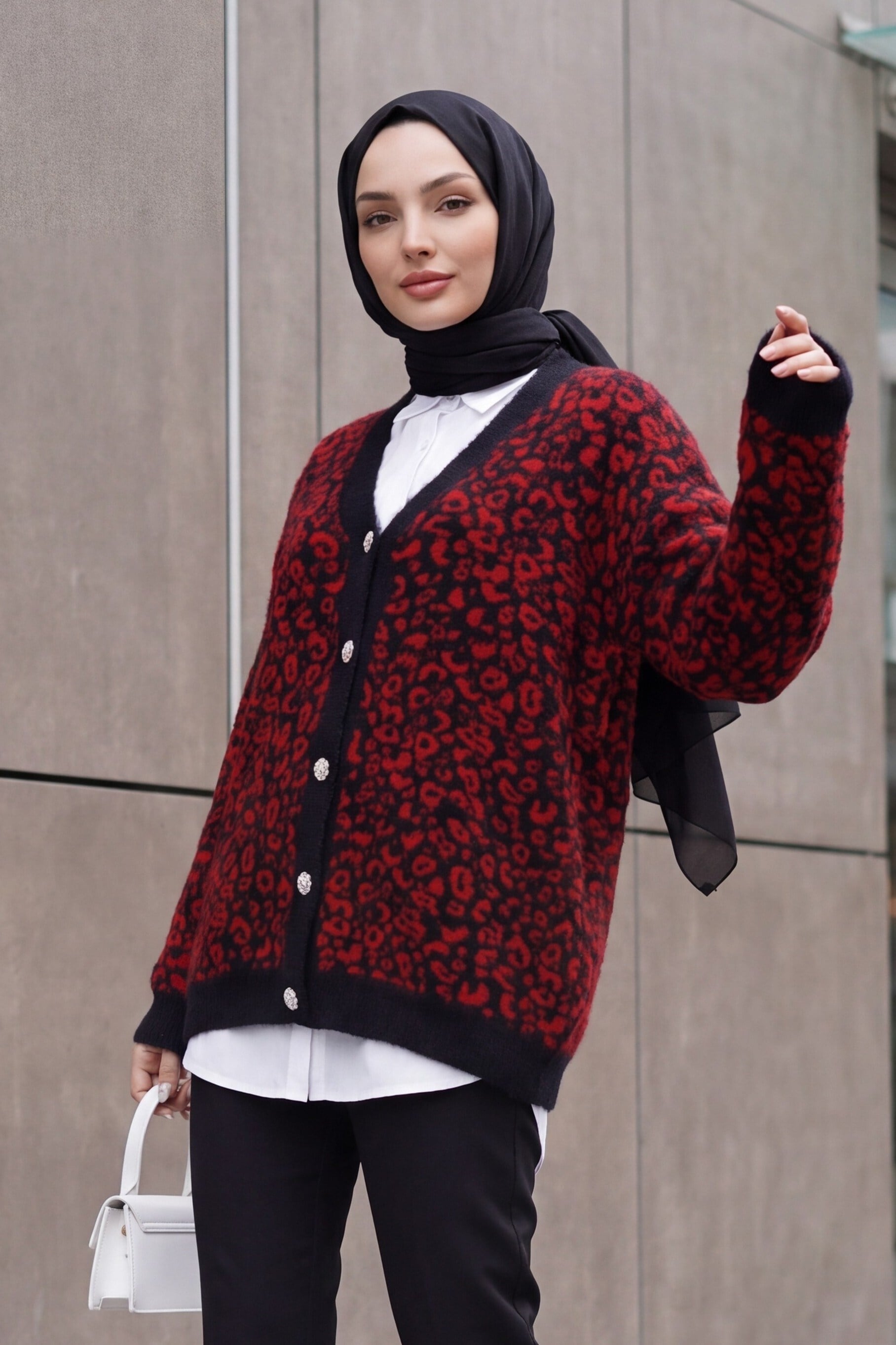 Leopar Desen Düğmeli Oversize Sakallı Triko Hırka -Kırmızı