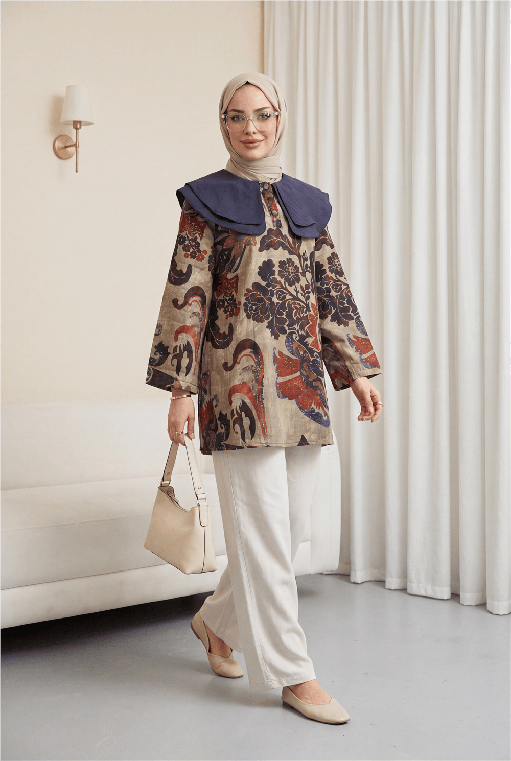 Önlük Yaka Yarım Düğmeli Yırtmaçlı Kapitone Tunik  -Bej-Tunik-307-0042-R56