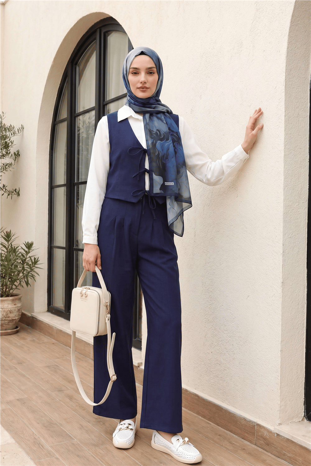 Önü Bağlamalı Yelek Pantolon İkili Takım    -Lacivert-Takım-346-3069-R03