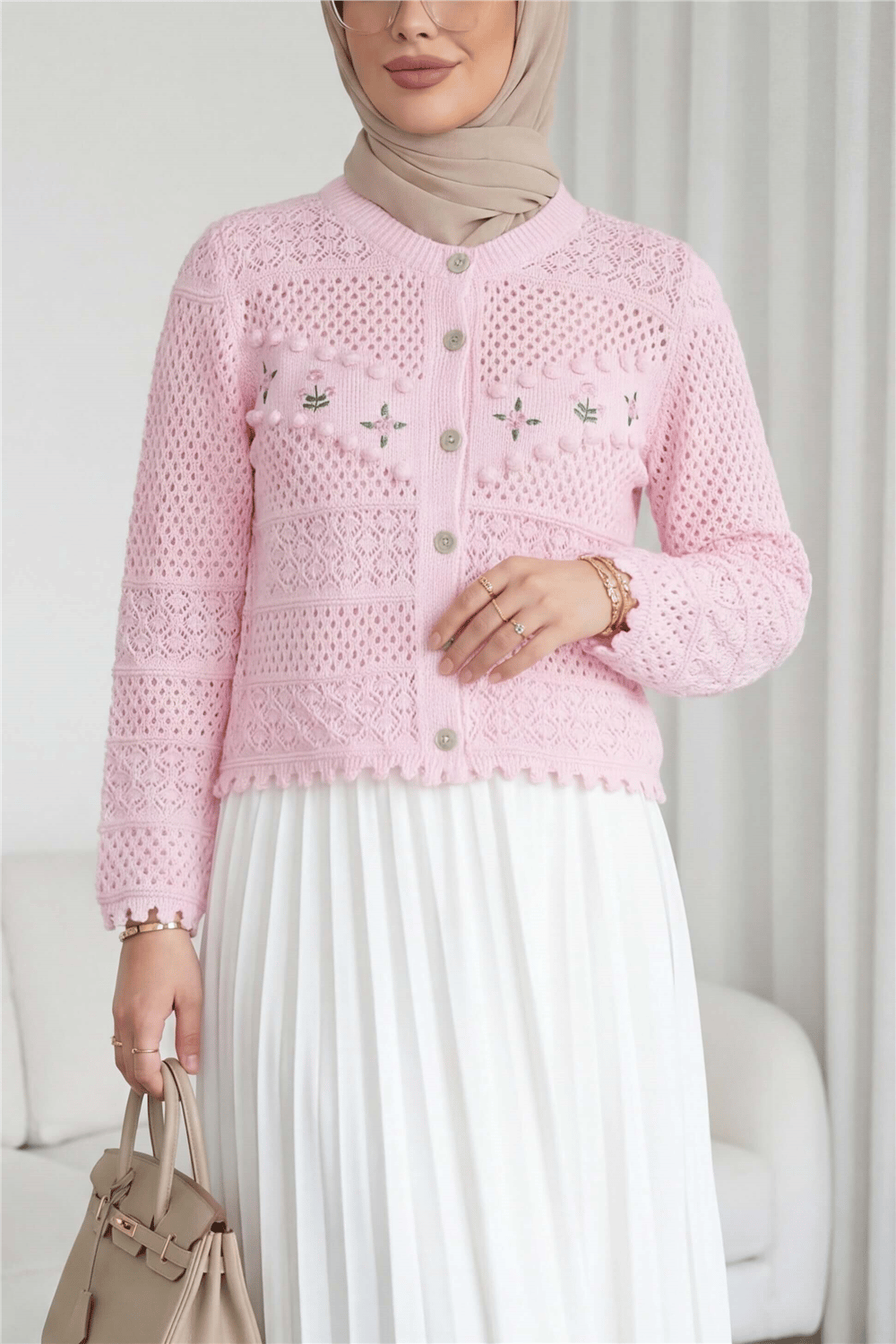 Önü Çiçek Nakışlı Ponponlu Düğmeli Triko Hırka  -Pembe-Hırka-109-0989-R20