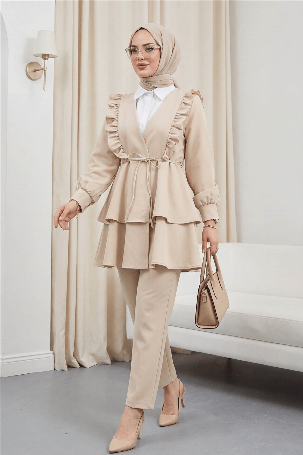 Önü Fırfırlı Bağcıklı Eteği Katlı Pantolonlu Kimono Takım  -Krem-Takım-349-7001-R28