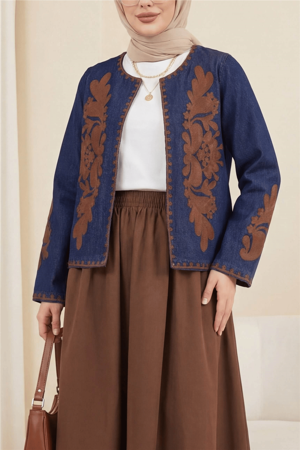 Önü Ve Kolları Nakış İşlemeli Kot Ceket -Laci-Ceket-364-5583-R03