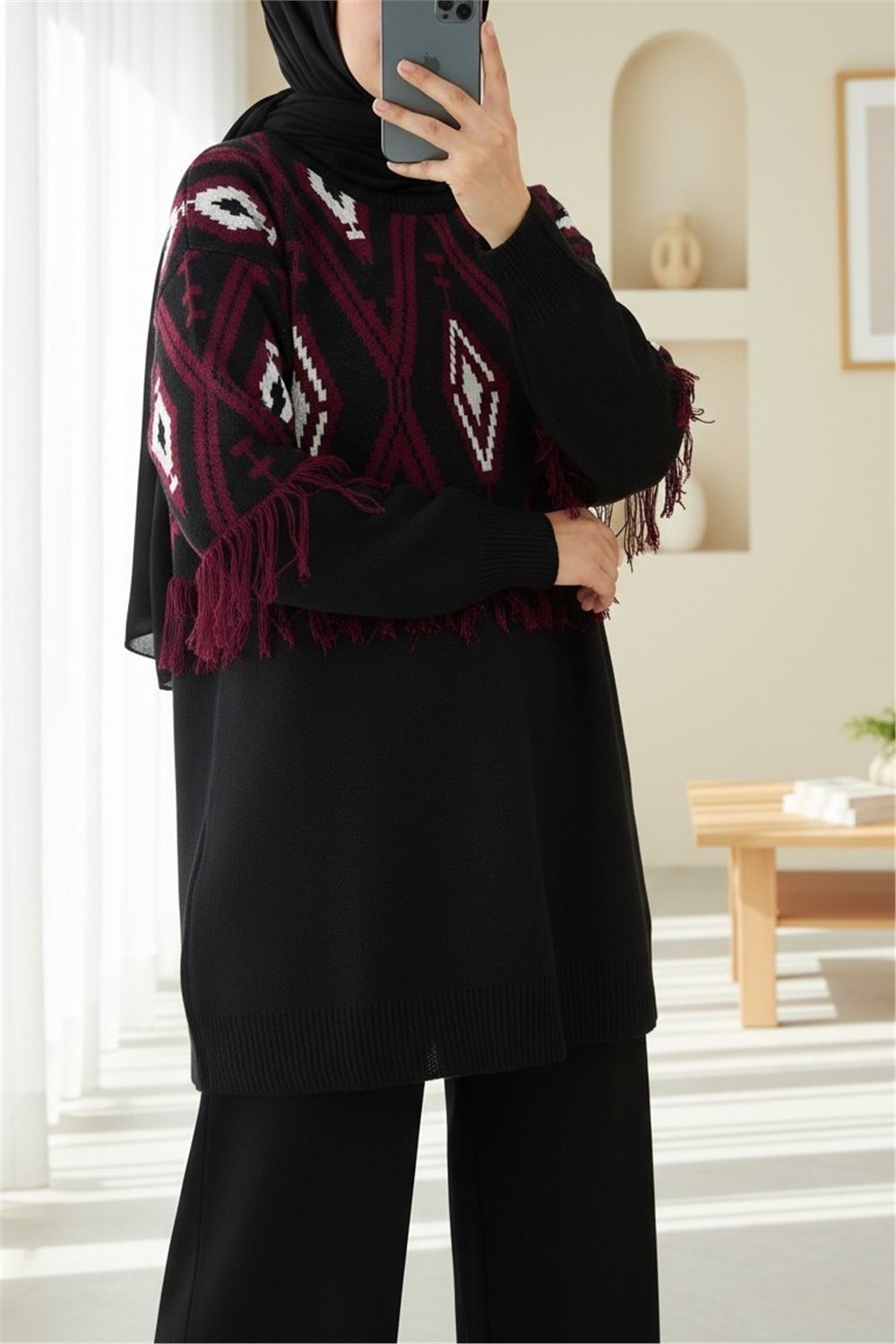Önü Ve Kolu Saçaklı Piksel Desen Triko Takım -Siyah-Takım-295-1286-R01