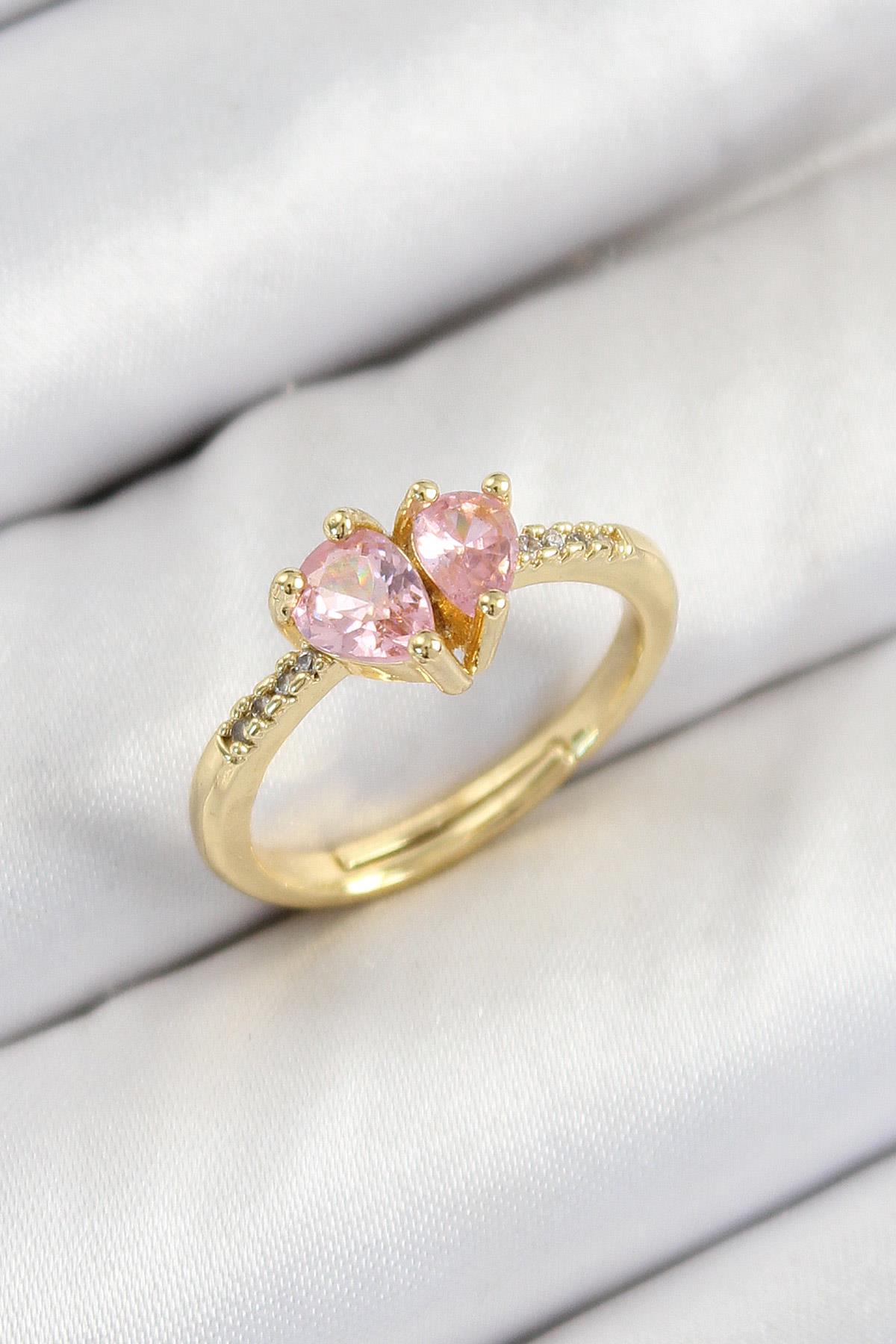 Pirinç Zirkon Taşlı Pembe Kalp Model Gold Renk Kadın Yüzük