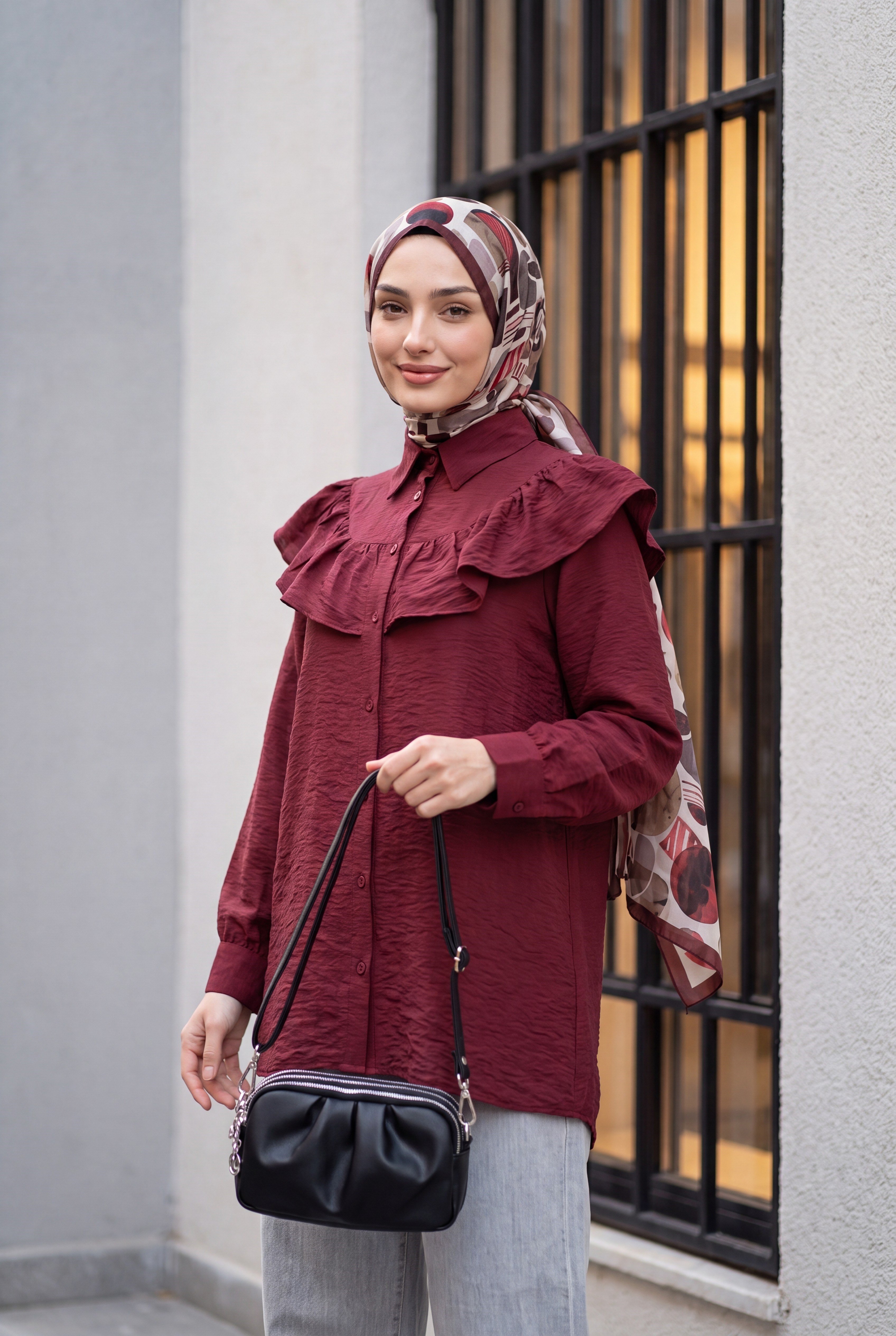 Robadan Fırfırlı Düğmeli Rayon Tunik -Bordo