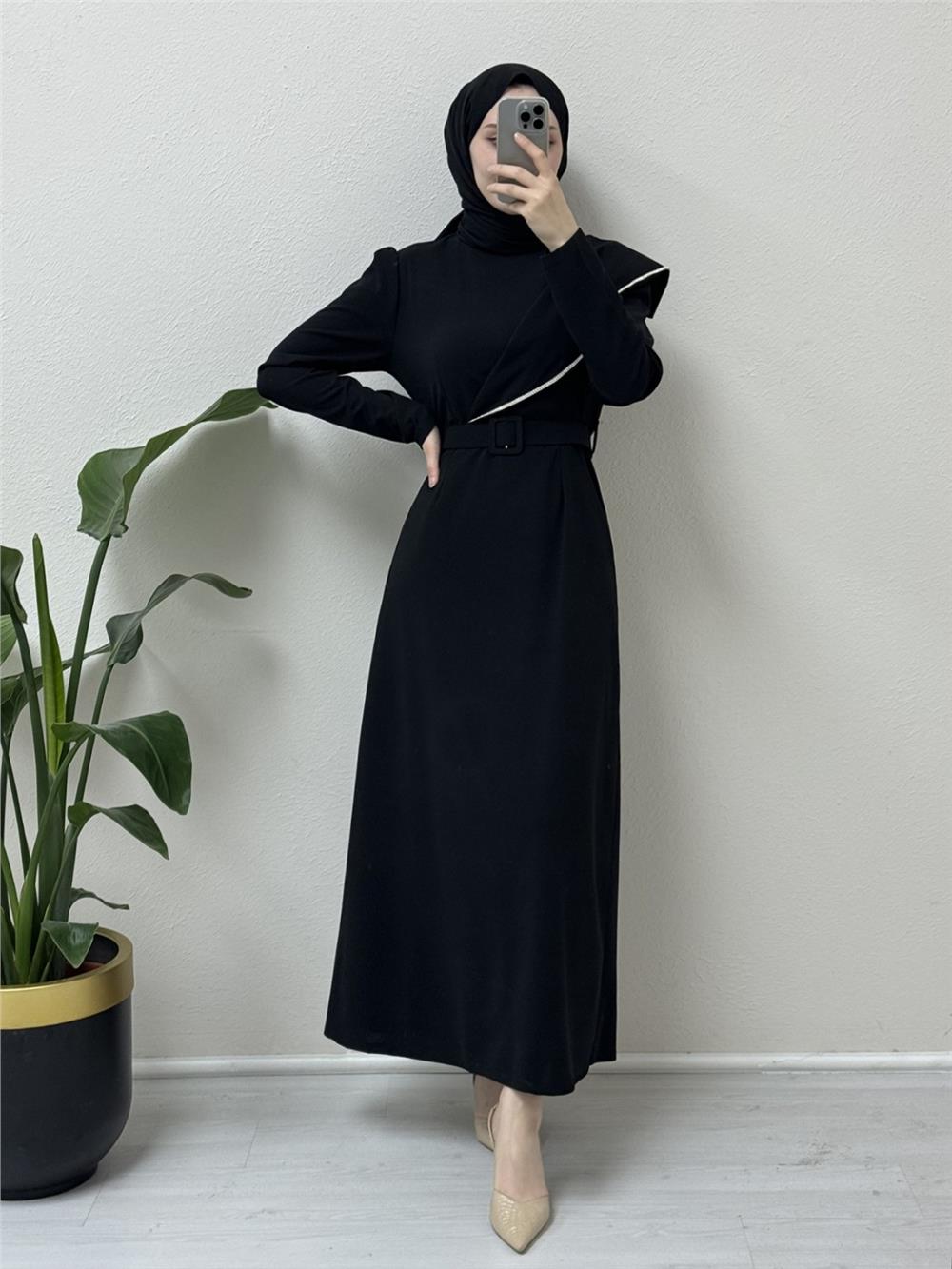 Taş işlemeli Kemerli Krep Elbise -Siyah-186-664-R01