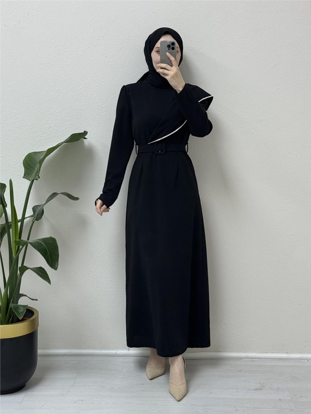 Taş işlemeli Kemerli Krep Elbise -Siyah-186-664-R01