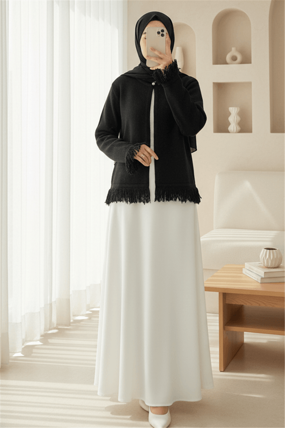 Tek Düğmeli Saçaklı Yumoş Triko Hırka  -Siyah-Hırka-295-4502-R01