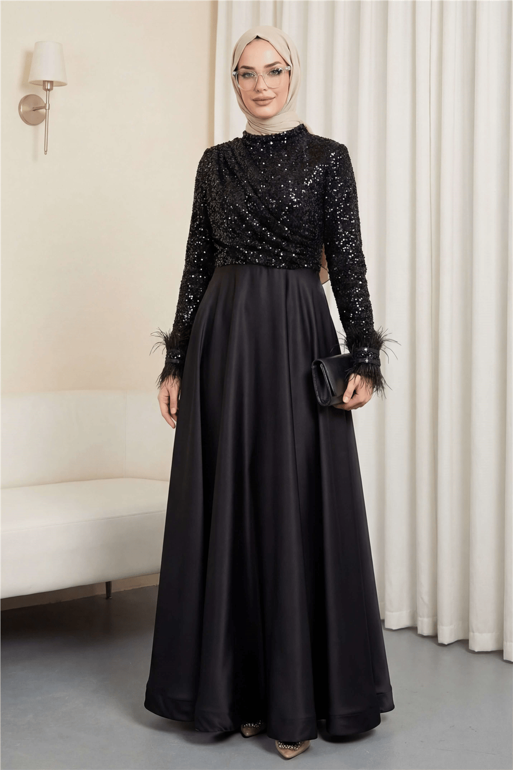 Üstü Pul Payet Kolları Tüylü Eteği Saten Abiye -Siyah-Abiye-316-4796-R01