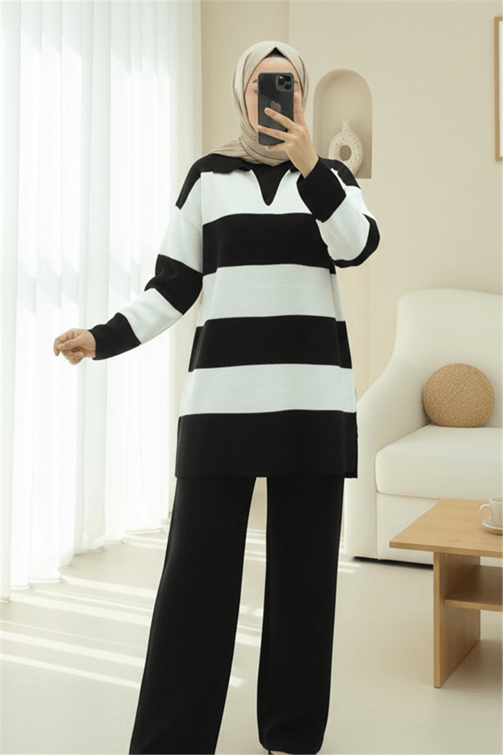 V Yaka Pantolonlu Triko Takım -Siyah-Takım-384-5010-R01