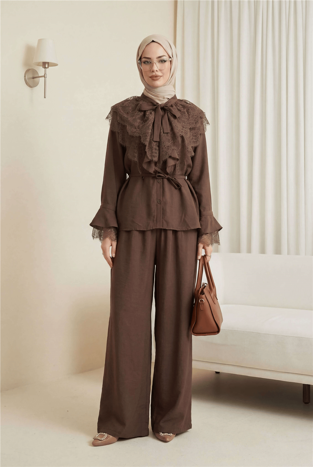 Yakası Bağlamalı Dantelli Fırfırlı Kemerli Pantolonu Astarlı Cupra Takım  -Kahve-Takım-426-5325-R15