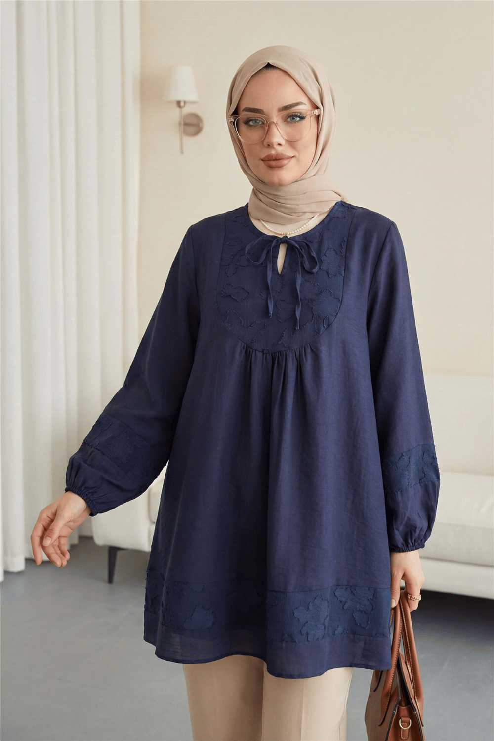 Yakası Bağlamalı Kolu Lastikli Garnili Modal Tunik  -Laci-Tunik-307-0124-R03