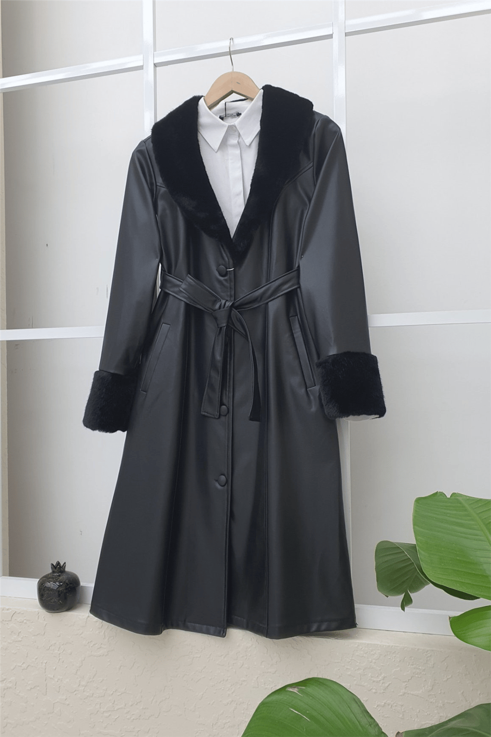 Yakası ve Kol Manşeti Soft Peluş Deri Kap -Siyah-Trençkot-197-4806-R01