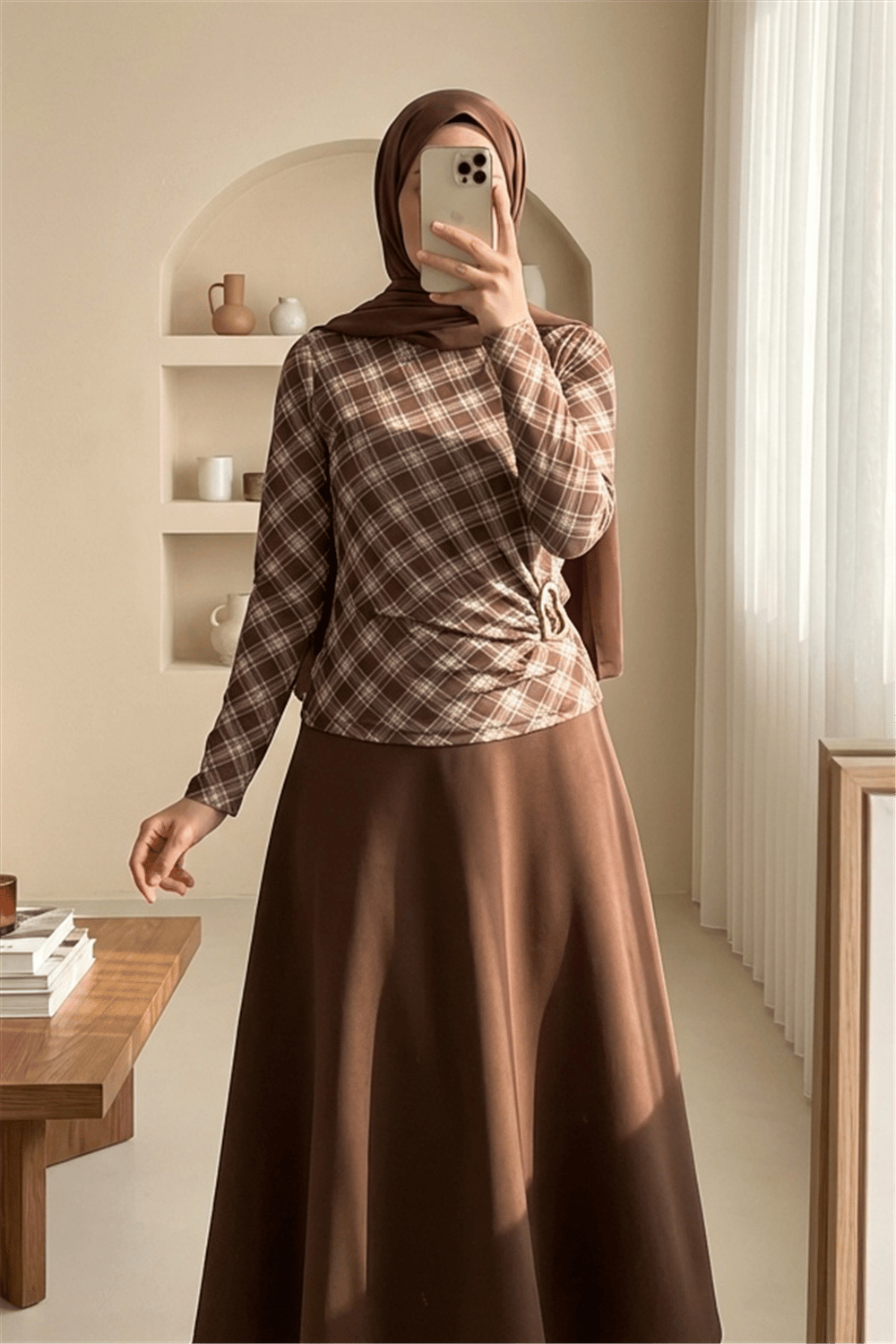 Yanı Tokalı Ekose Desenli Bluz -Kahve-Bluz-246-2821-R15