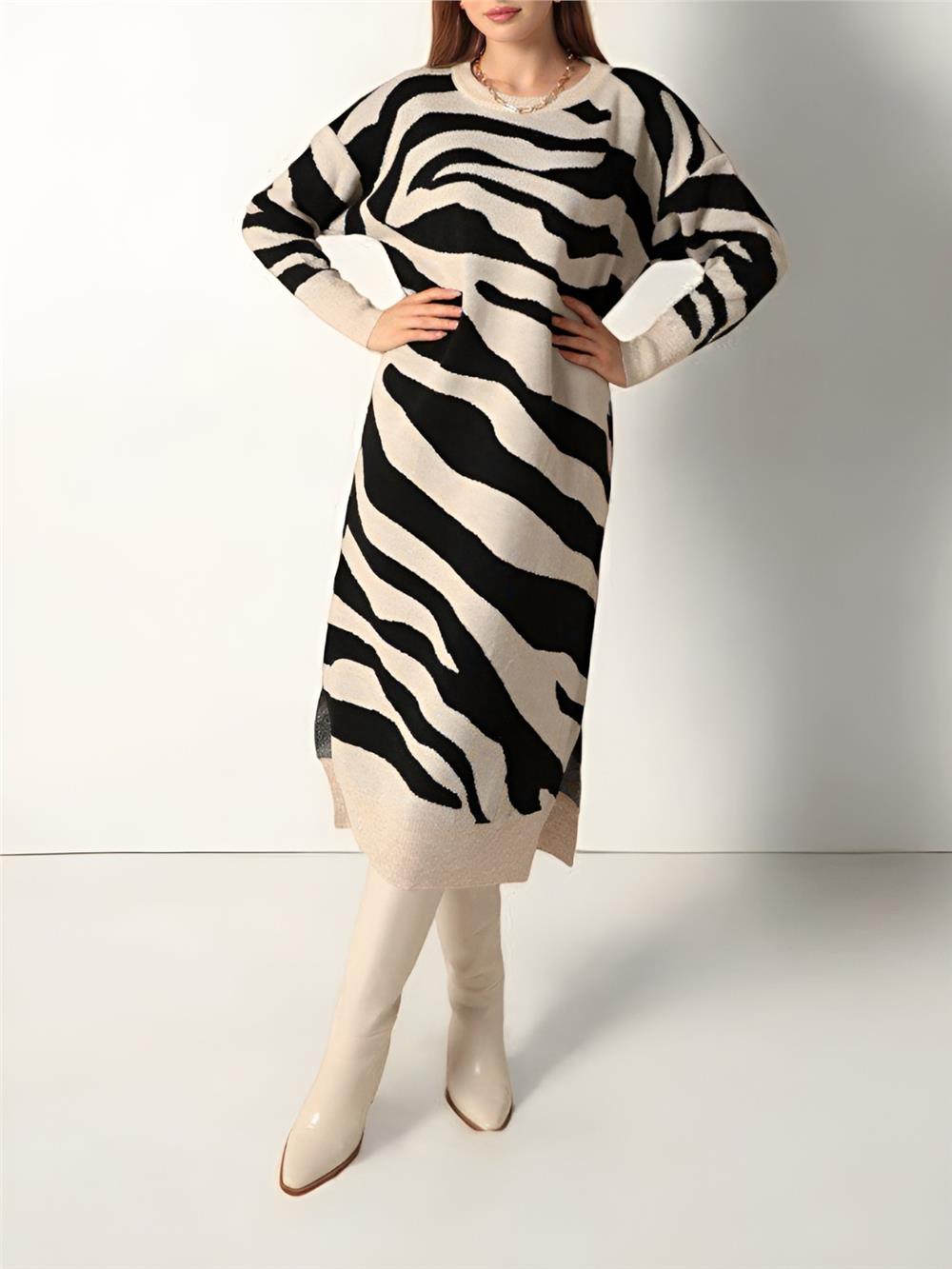 Yırtmaçlı Desenli Triko Elbise -Taş-384-45-R43