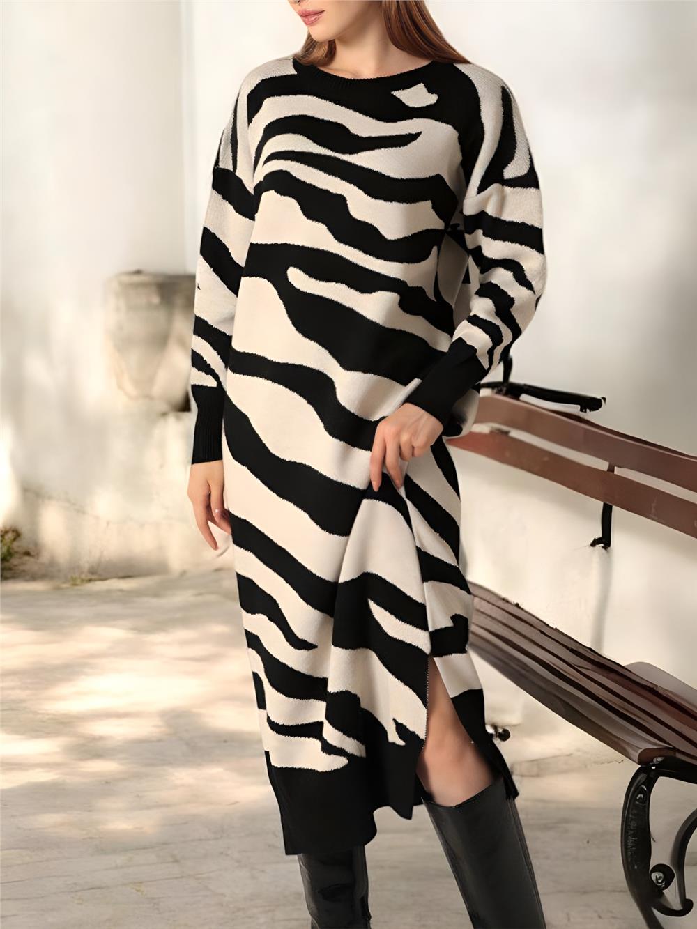 Yırtmaçlı Desenli Triko Elbise -Taş-384-45-R43