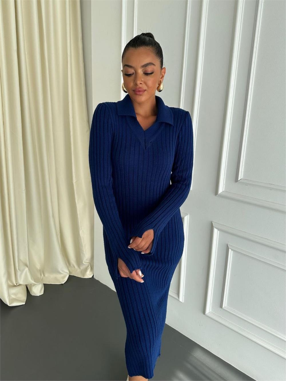 Yırtmaçlı Geniş Yakalı Triko Elbise -Lacivert-385-2853-R03