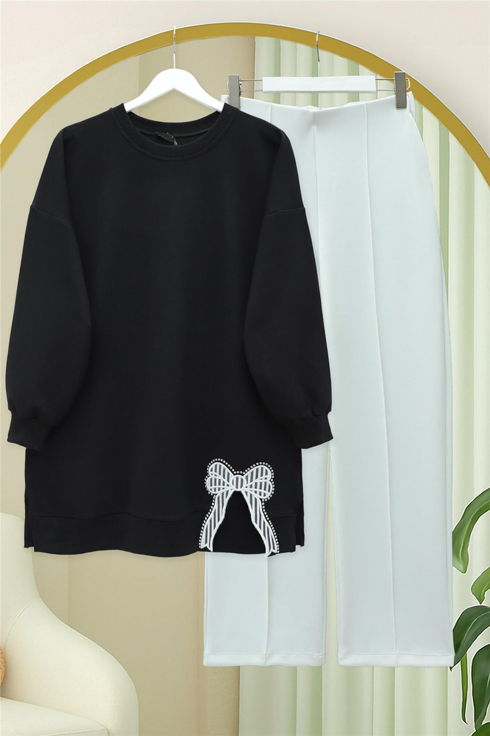 Yuvarlak Yaka Eteği Fiyonk Detaylı  Salaş Penye Tunik -Siyah-Tunik-349-7095-R01