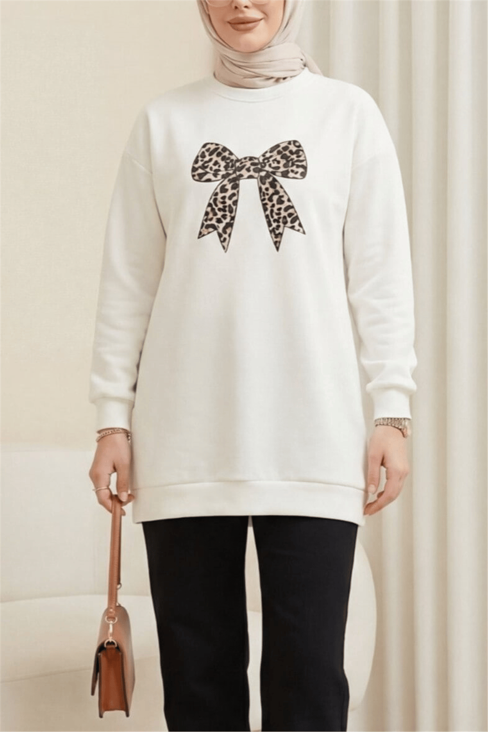 Yuvarlak Yaka Fiyonk Baskılı Salaş Oyşo Tunik -Ekru-Tunik-349-8059-R07