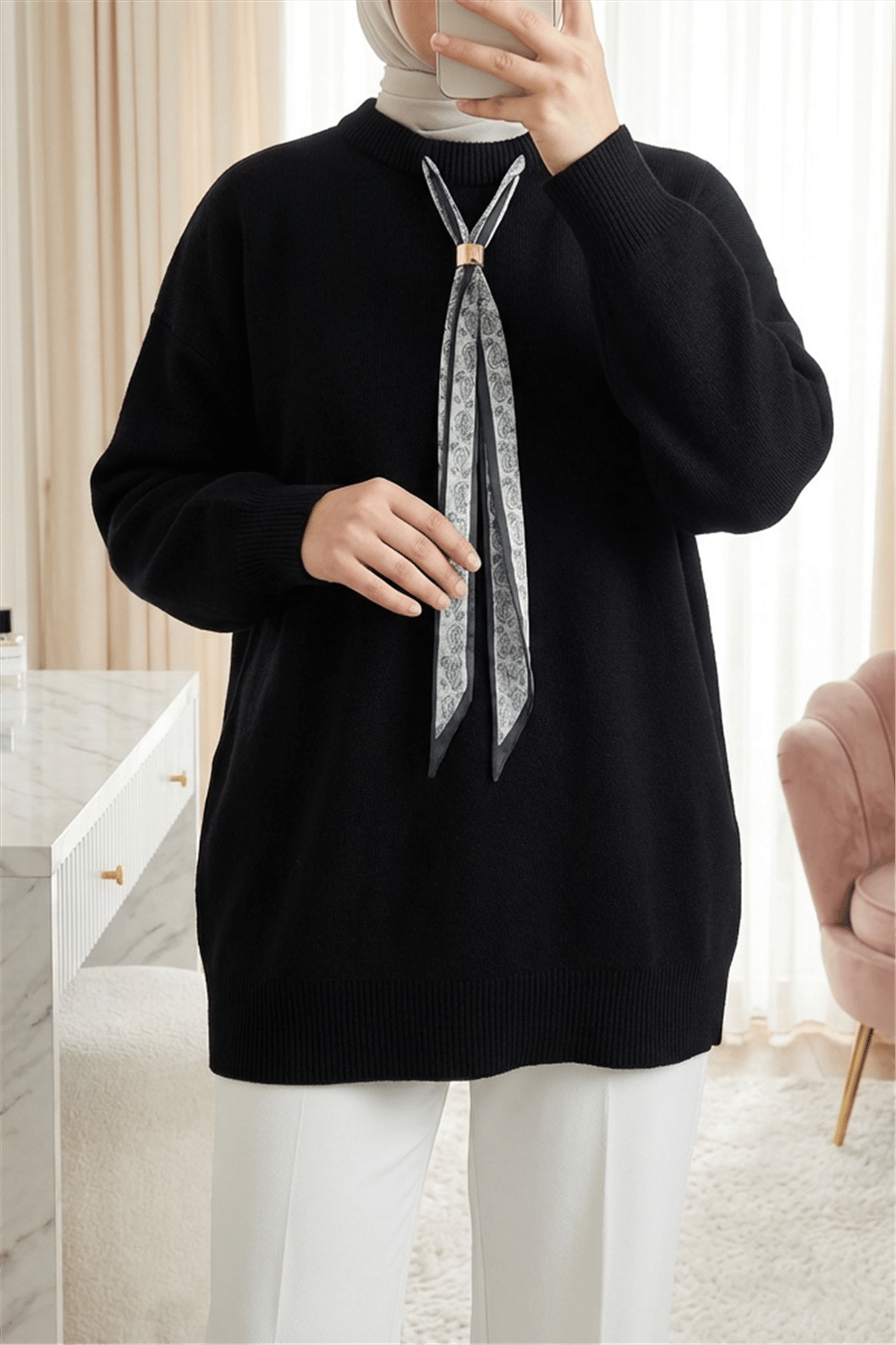 Yuvarlak Yaka Fularlı Salaş Triko Tunik    -Siyah-Kazak-109-9776-R01