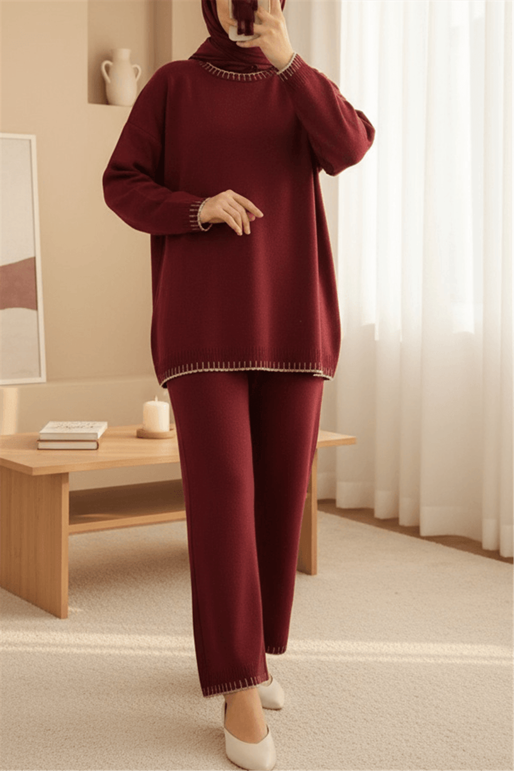 Yuvarlak Yaka Uçları Nakış Detaylı Triko Takım  -Bordo-Takım-384-402-R04