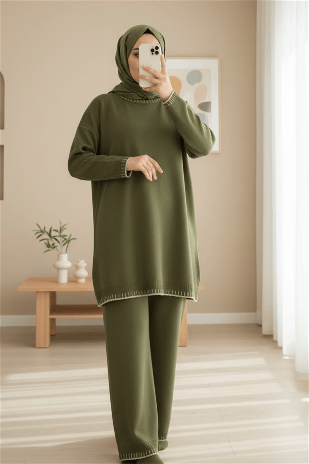 Yuvarlak Yaka Uçları Nakış Detaylı Triko Takım  -Haki-Takım-384-402-R05