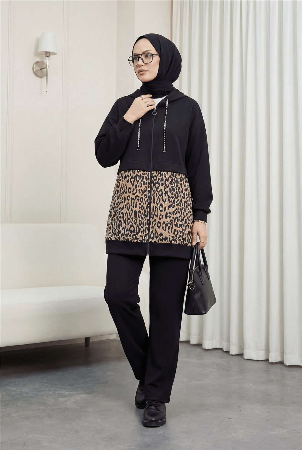Zincir Detaylı Kapşonlu Leopar Desenli Scuba Takım  -Siyah-Takım-349-8039-R01