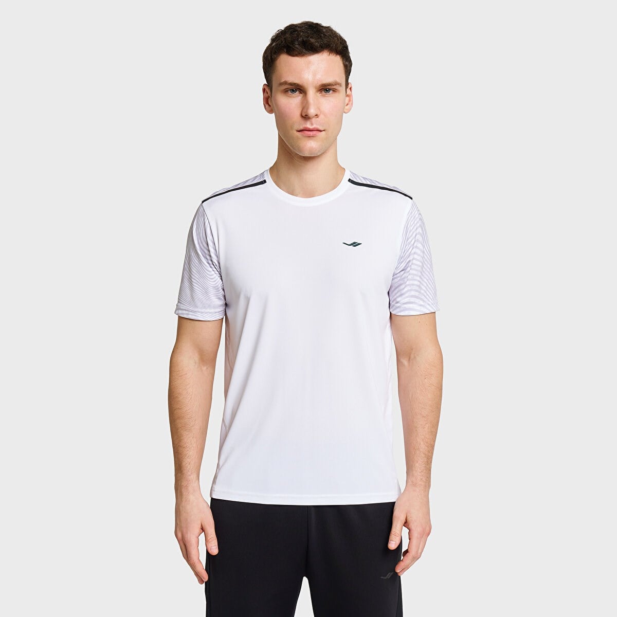 Lescon 26B-1024 Antrenman Kısa Kol Beyaz Erkek T-shirt 26BTEA001024