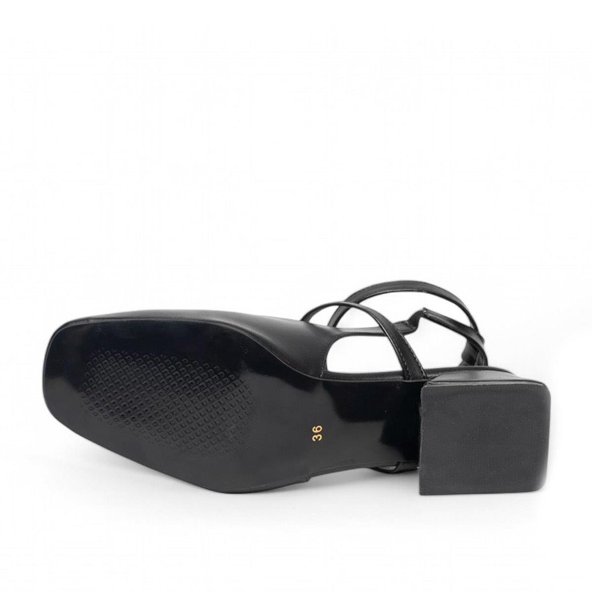 Genel MarkalarGenel Zenne Günlük Topuklu Ayakkabı 5190 Siyah