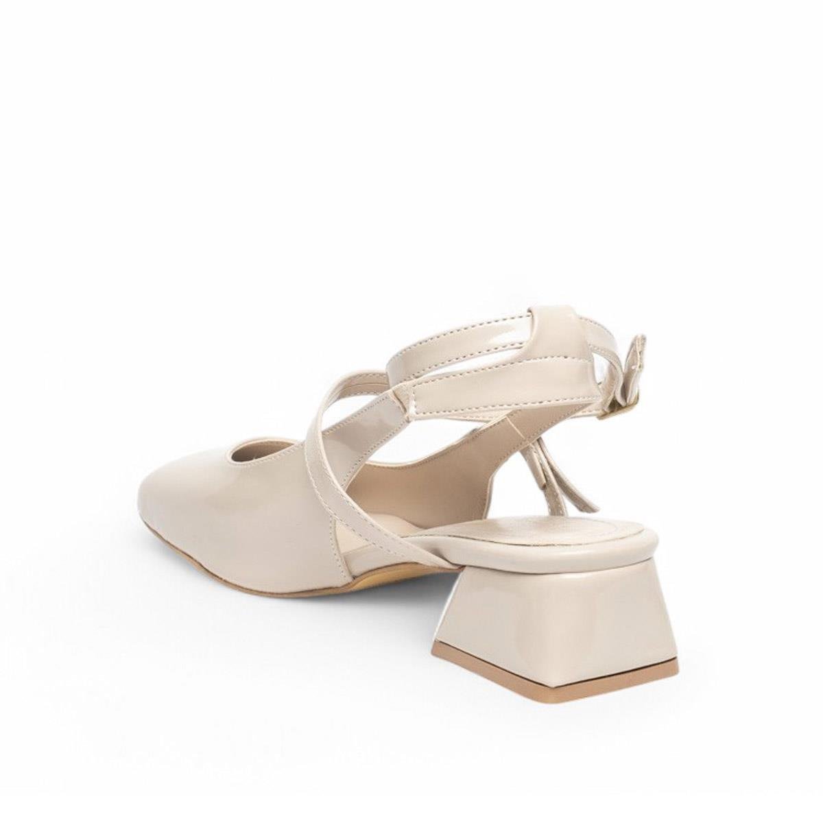 Genel MarkalarGenel Zenne Günlük Topuklu Ayakkabı 5190 Rugan Bej