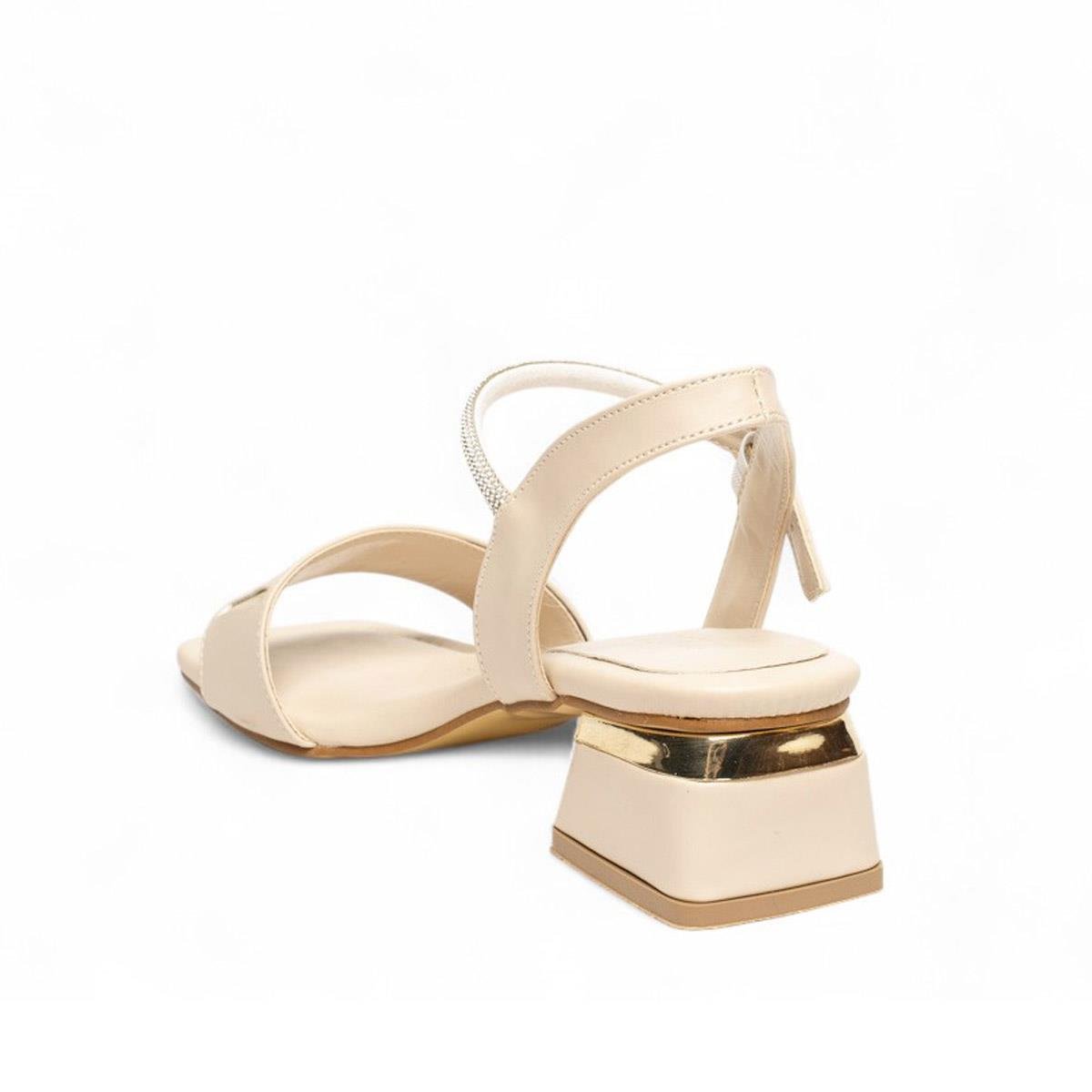 Genel MarkalarGenel Zenne Topuklu Sandalet 703 Cilt Bej