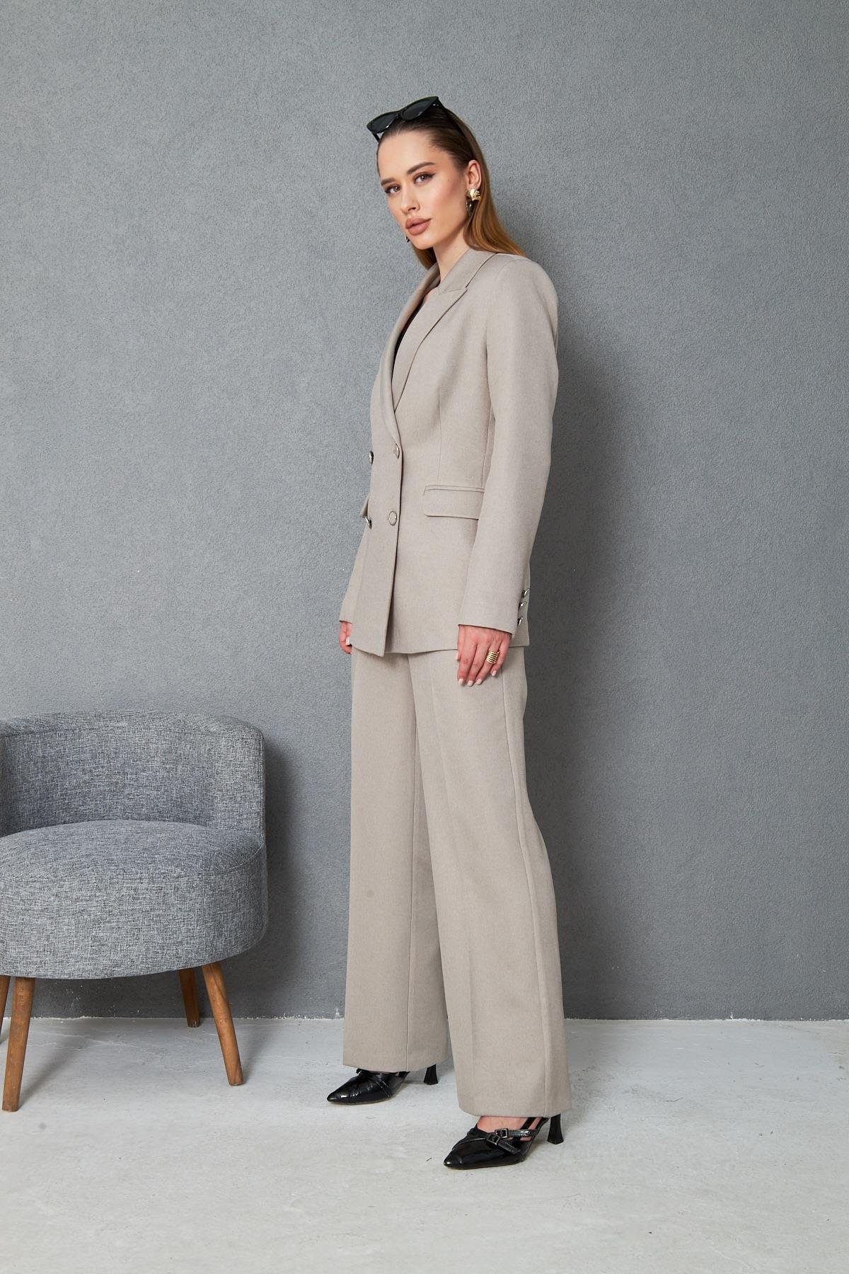 4 Düğmeli Kruvaze Yünefekt Takım Bej