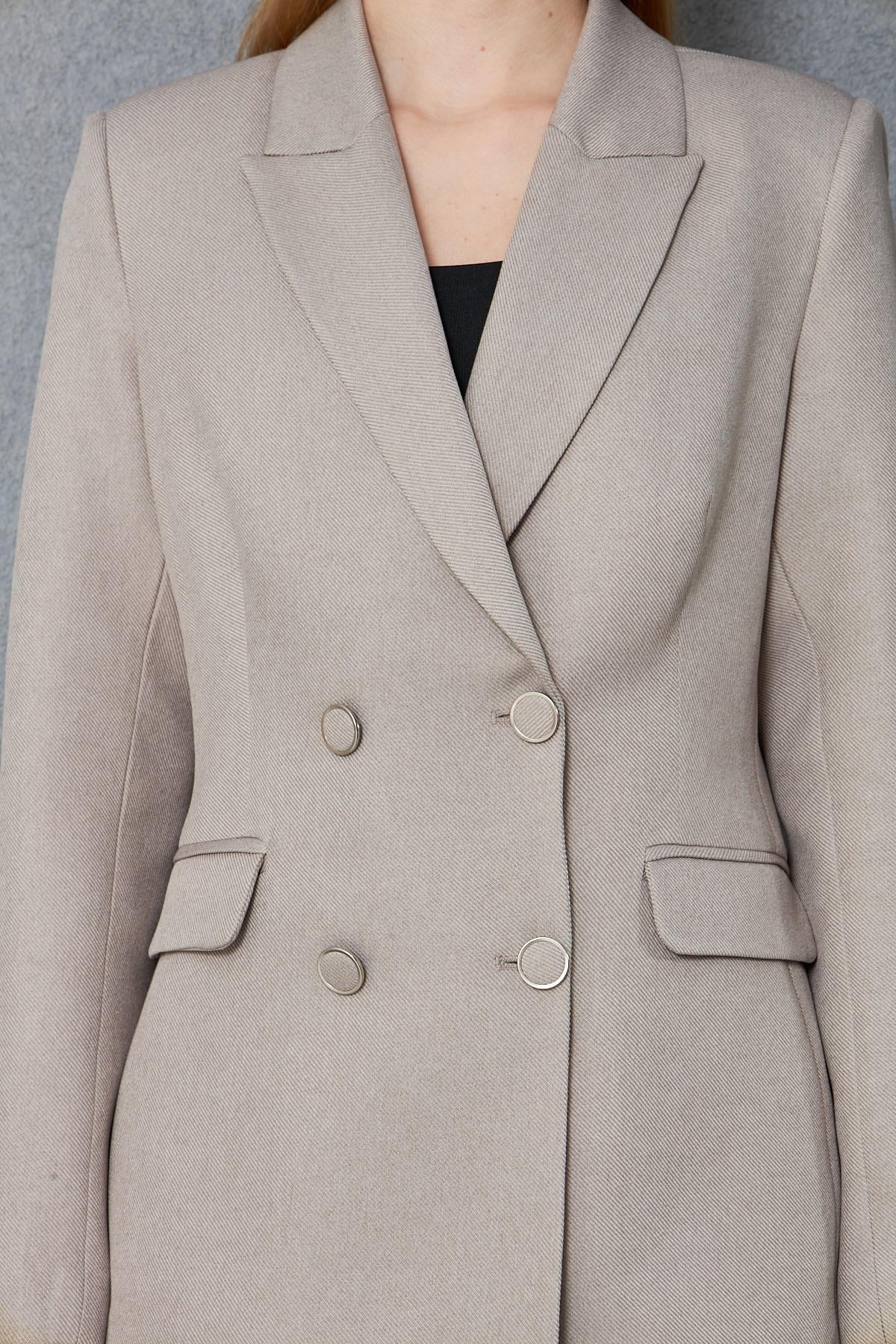 4 Düğmeli Kruvaze Yünefekt Takım Bej