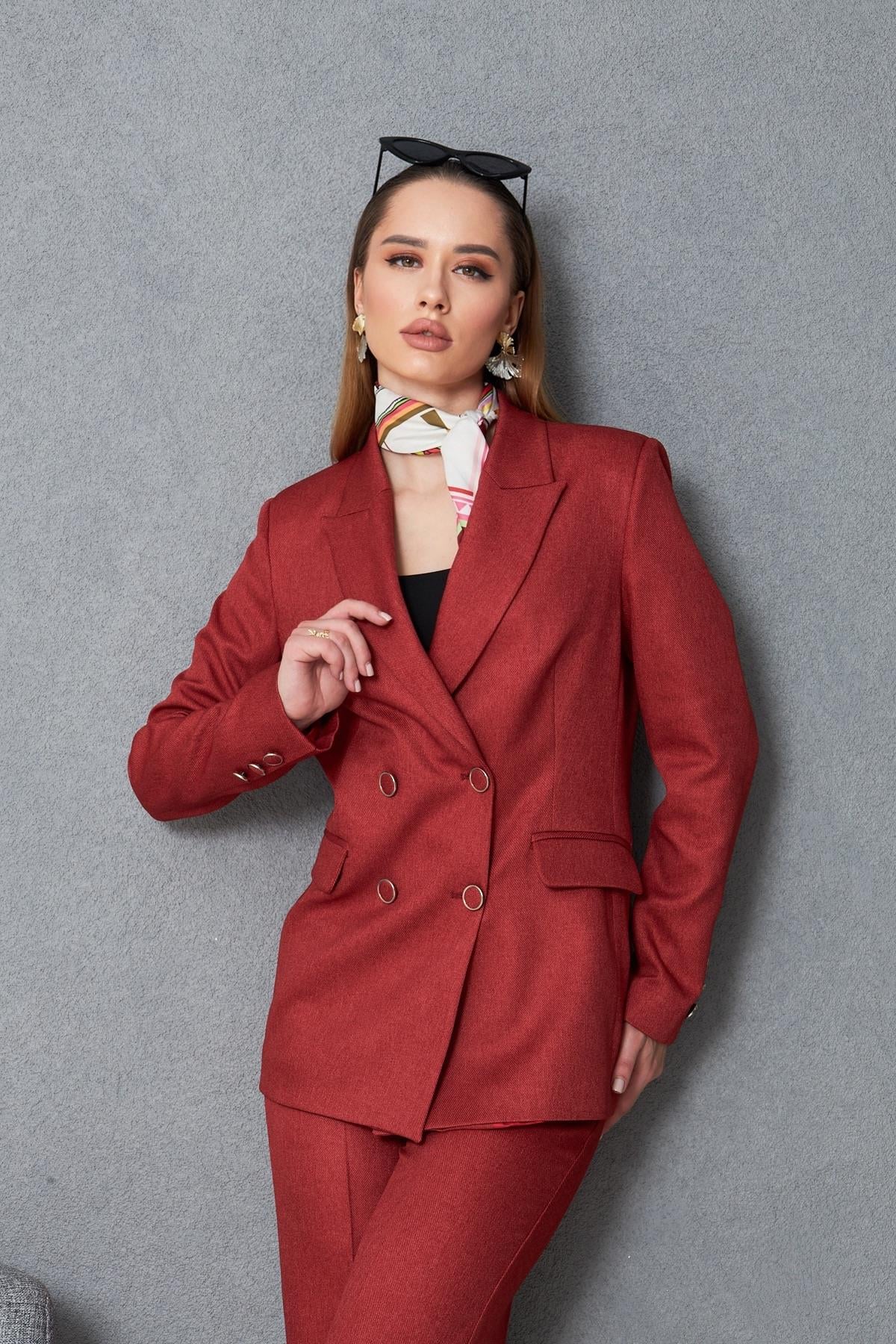 4 Düğmeli Kruvaze Yünefekt Takım Kırmızı