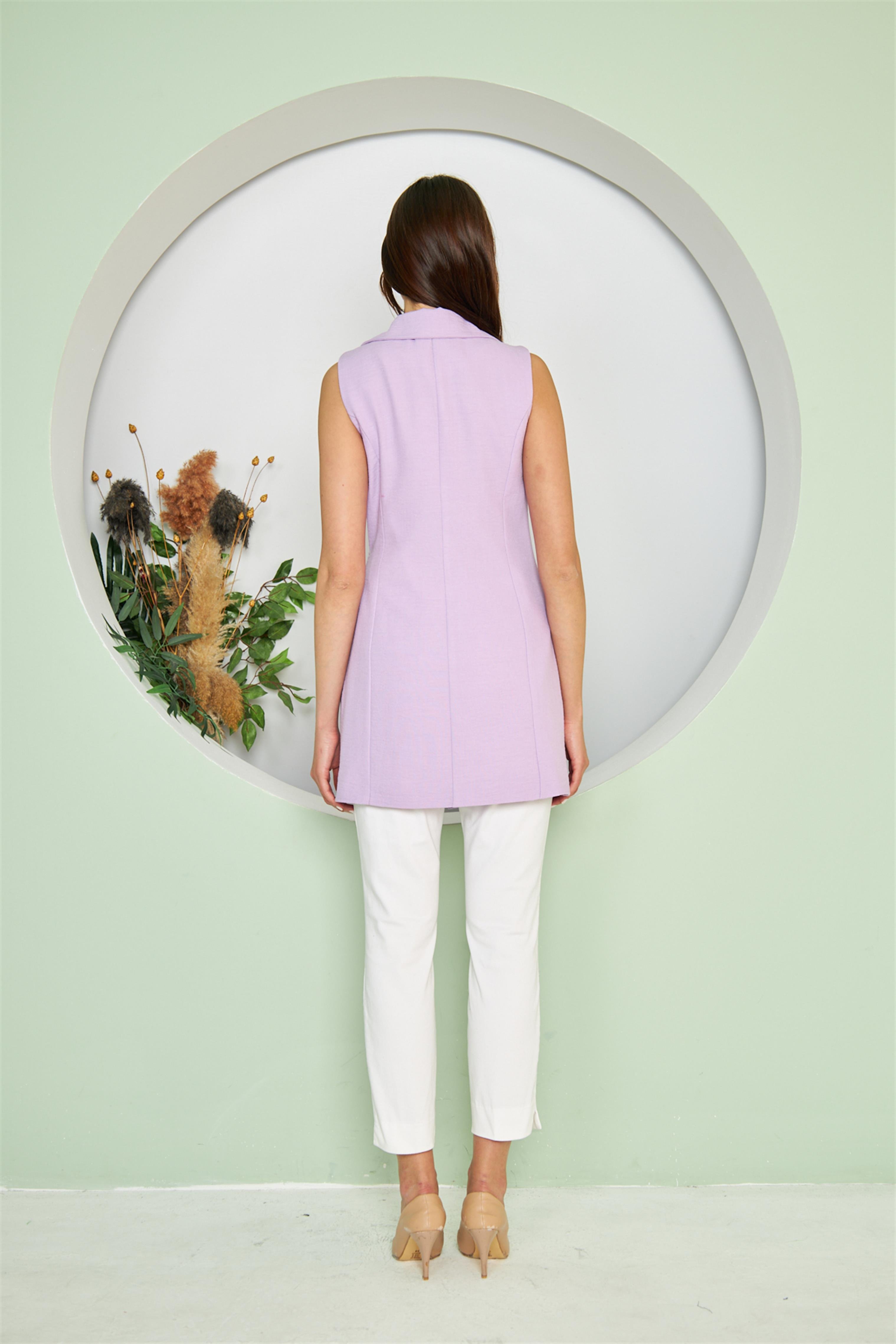 Broş Detay Kuşaklı Keten Yelek