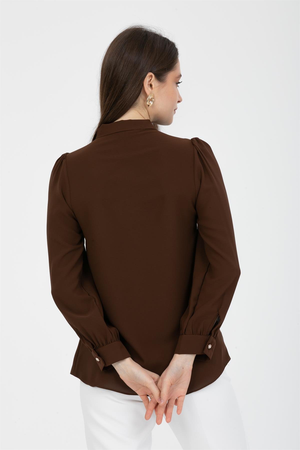 Büzgü Kol Fularlı Gömlek Kahve