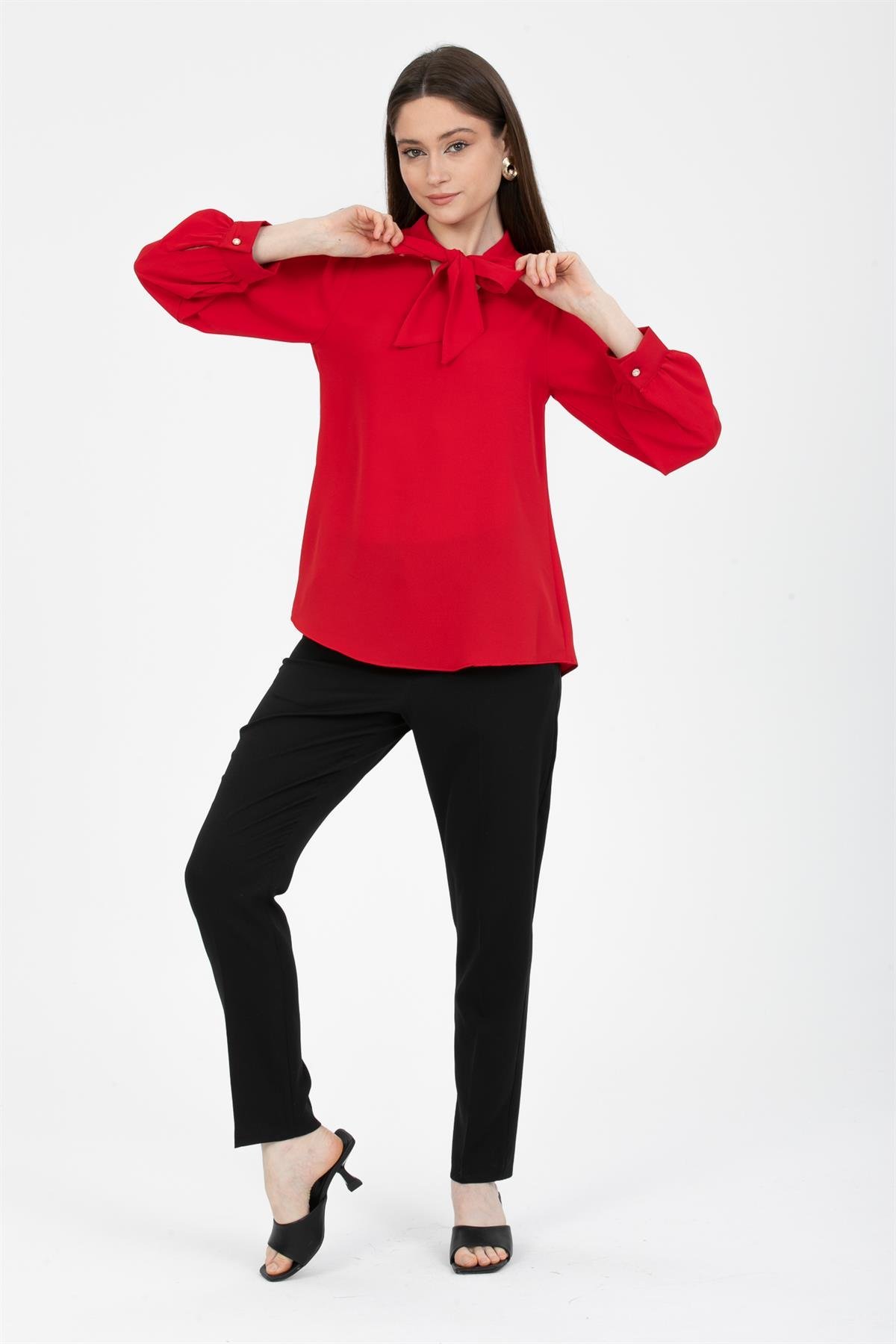 Büzgü Kol Fularlı Gömlek Kırmızı