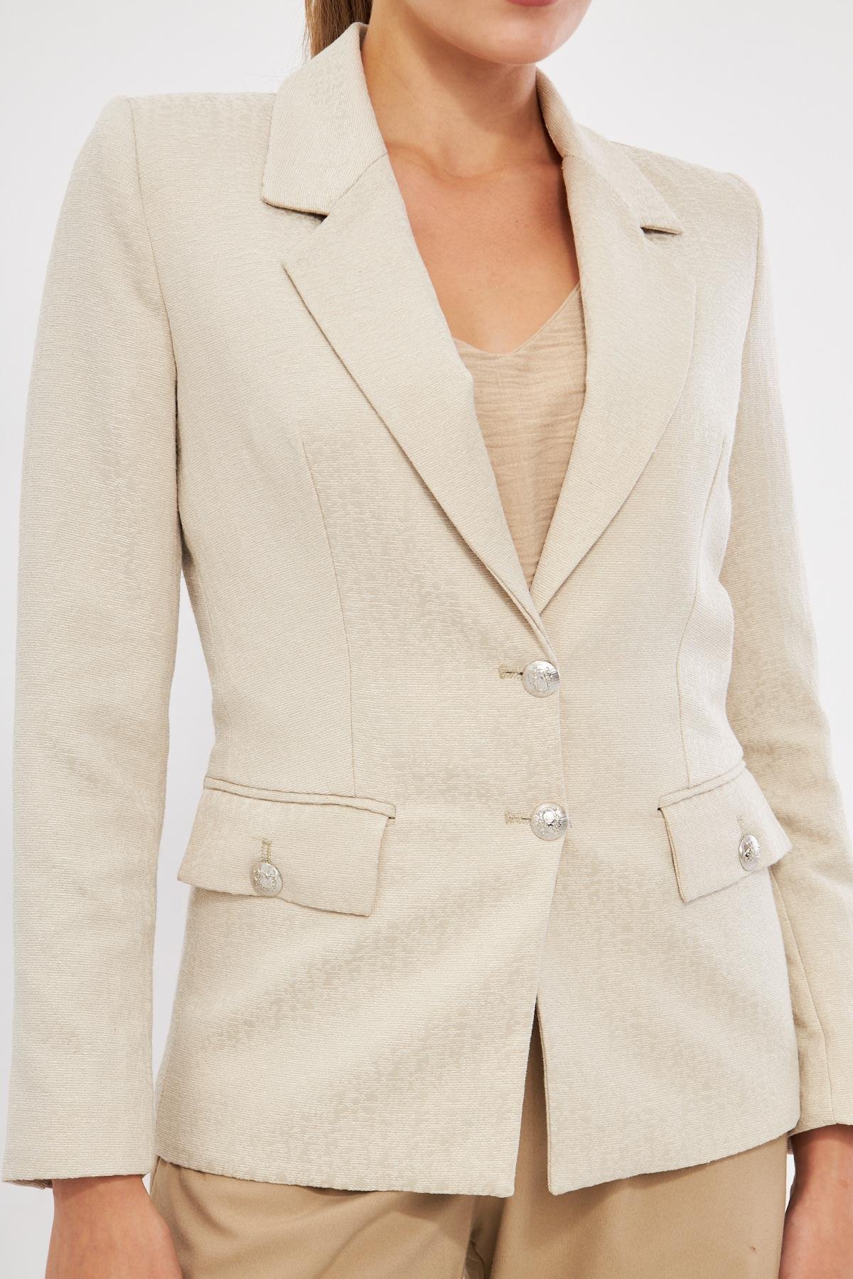 Düğme Detay Kartaneli Kısa Ceket 